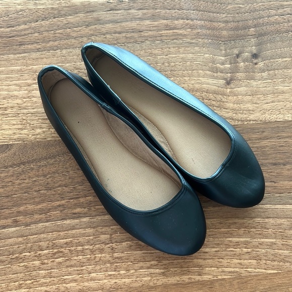 Universal Thread Shoes Universal Thread Faux Leather Womens Black Shoes Size 65 M Poshmark